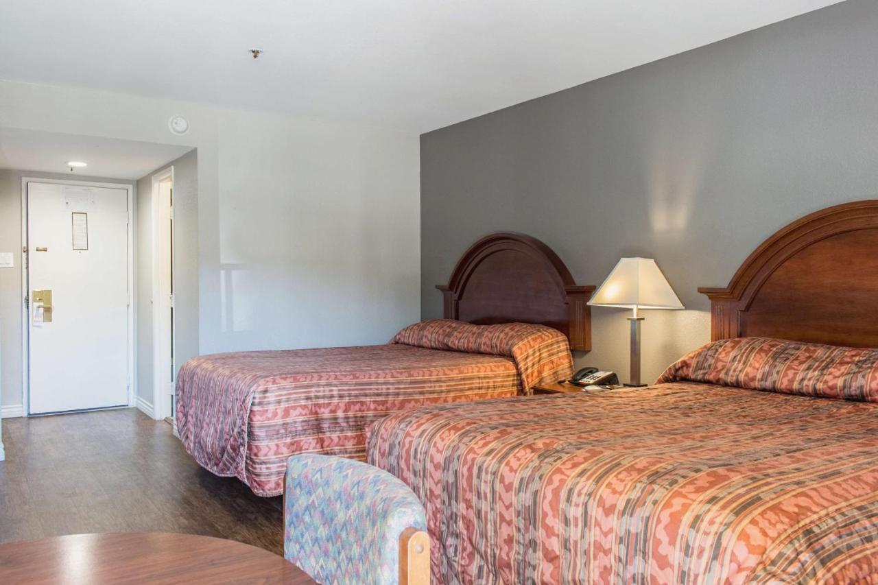 Econo Lodge Gorman 외부 사진